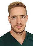 Врач Крутоголов Вадим Викторович