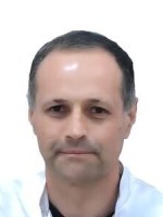 Врач Денисов Роман Алексеевич