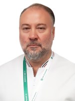 Врач Тузов Олег Сергеевич