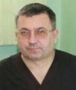 Врач Волков Денис Анатольевич