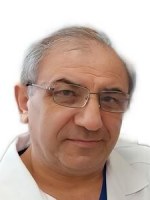 Врач Мустафаев Дияр Ибрагимович