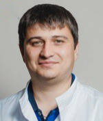 Врач Холод Роман Юрьевич