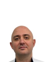 Врач Антонян Артем Эдуардович