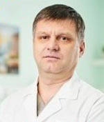 Врач Ушенин Евгений Михайлович