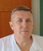 Врач Гусев Роман Викторович