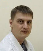 Врач Ярушкин Роман Михайлович