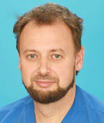 Врач Мартынов Юрий Николаевич