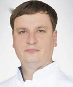 Врач Серебряков Артем Андреевич