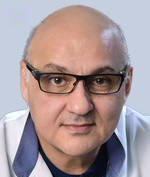Врач Базоян Вениамин Керопович
