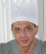 Врач Петров Анатолий Александрович