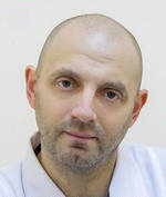Врач Карнаухов Аркадий Михайлович