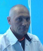 Врач Попов Сергей Иванович