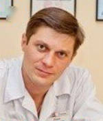 Врач Виноградов Роман Вячеславович