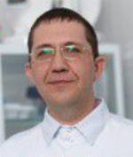 Врач Ривкес Дмитрий Александрович