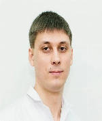 Врач Савенков Денис Николаевич