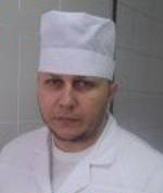 Врач Тугушев Рафаэль Анвярович