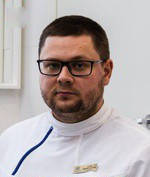 Врач Долгих Дмитрий Алексеевич