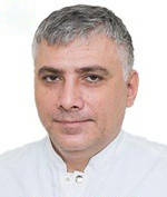 Врач Горбаков Руслан Магометович