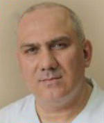 Врач Мустафаев Эльхан Гасан