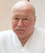 Врач Клюев Юрий Геннадьевич