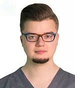 Врач Фроловичев Кирилл Андреевич