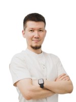 Врач Баулиев Аллаяр