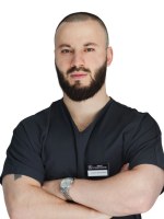 Врач Бадикян Генрик Арменович