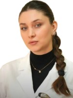 Врач Абакарова Патимат Алиевна