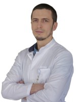 Врач Ахмедов Расул Магомедович