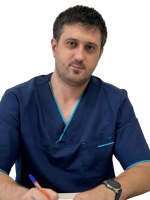 Врач Магомедов Шамиль Абубакарович