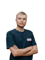Врач Шелопугин Максим Евгеньевич
