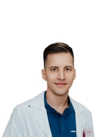 Врач Утюжников Артём Сергеевич