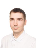 Врач Джабашев Роман Абенович