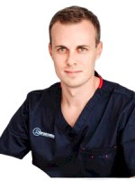 Врач Карась Роман Сергеевич