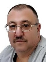 Врач Эринчек Александр Самуилович