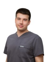 Врач Сёмченко Богдан Сергеевич