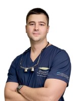Фото врача: Шарипов Ильяс Абубакарович