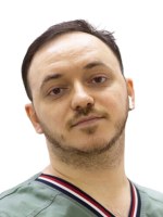 Врач Саакян Арам Анатольевич