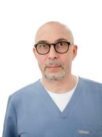 Врач Гусев Вадим Дмитриевич