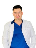 Врач Гадзиян Марк Владимирович