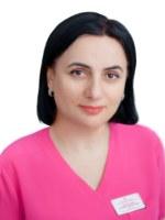 Врач Абдуллаева Разият Идрисовна