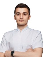 Врач Алиханов Тимур Ахмедханович