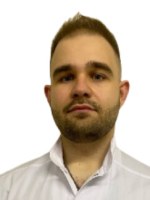 Врач Крюков Валентин Валерьевич