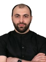 Врач Назаралиев Давид Мирзалиевич
