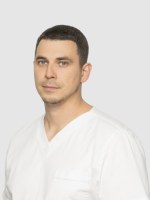 Врач Жухаев Шамиль Расулович