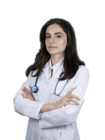 Врач Ужахова Фатима Тагировна