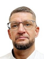 Врач Петров Евгений Олегович