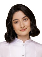 Врач Махтаева Эльмира Шапиевна