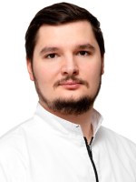 Врач Титов Роман Владимирович