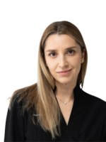 Фото врача: Яралиева Ражибат Жавидиновна